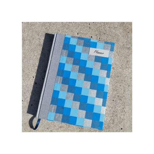 Planner diario azul y plata