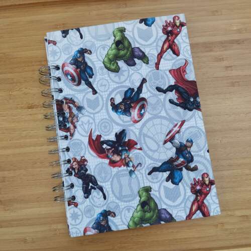 Cuaderno de anillas Vengadores