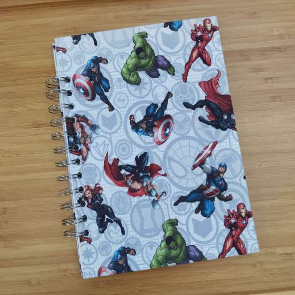 Cuaderno de anillas Vengadores
