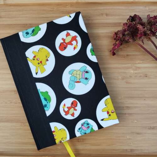 Cuaderno Pokemon negro